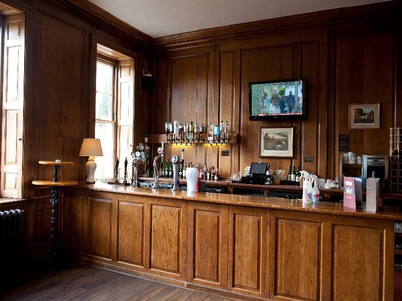 Haughton Hall Hotel & Leisure Club テルフォード エクステリア 写真